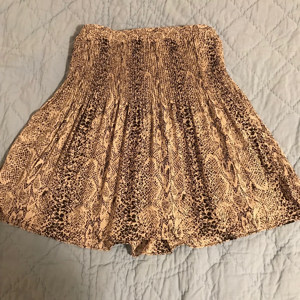 Snakeskin print skirt